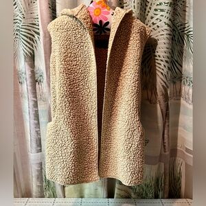 Sherpa Hood Vest